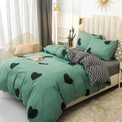 Lenjerie Bumbac Satinat cu 2 fete, Inimioare, Verde/Negru , 4 piese #BS237