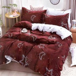 Lenjerie Bumbac Satinat cu 2 fete, Luna si Stele, Visiniu/Alb, 4 piese #BS65